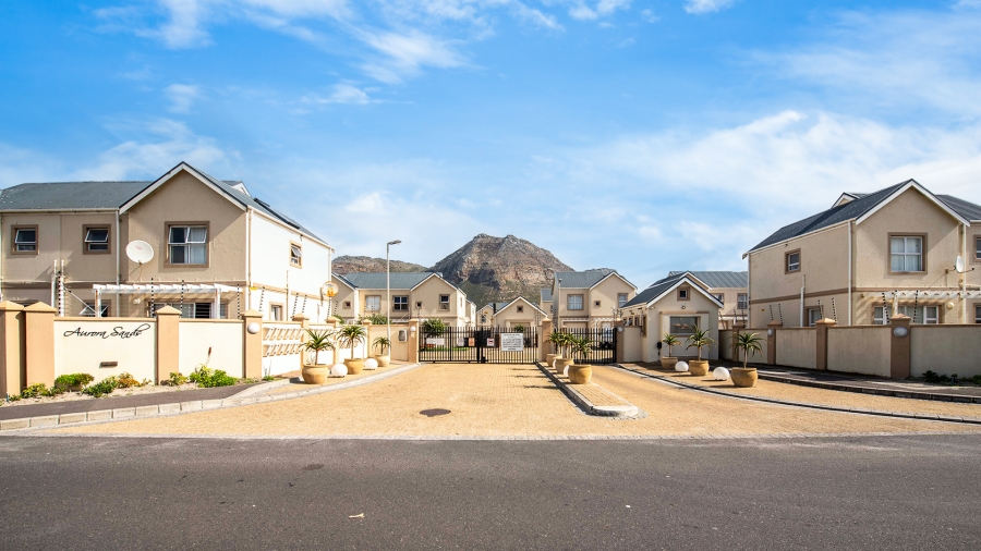 3 Bedroom Property for Sale in Costa Da Gama Western Cape